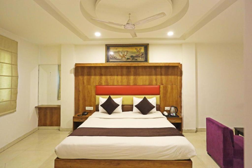 Hotel Urban Luxury New Delhi Exterior foto