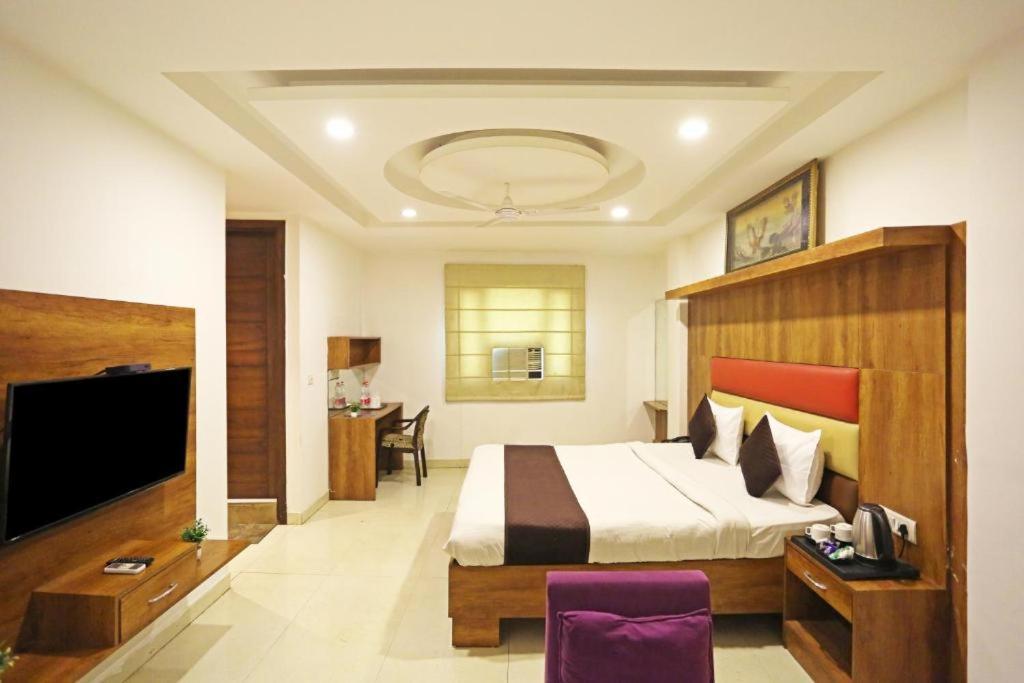 Hotel Urban Luxury New Delhi Exterior foto