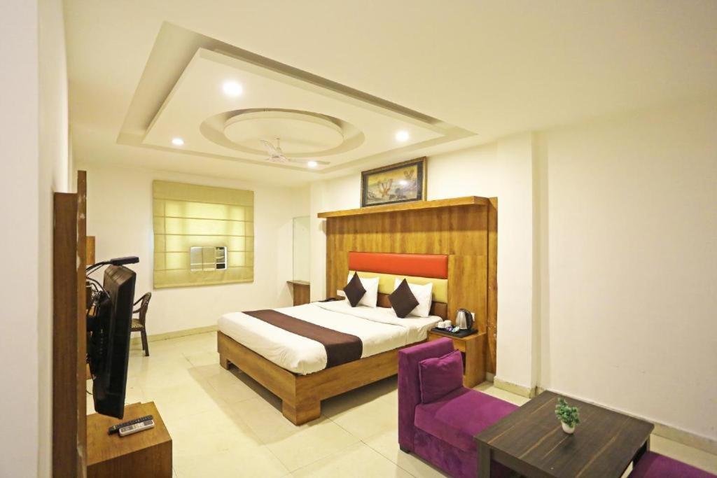 Hotel Urban Luxury New Delhi Exterior foto